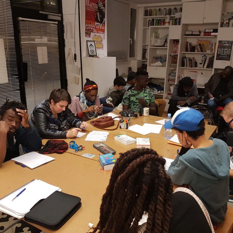 Lorea padma ateliers collectifs de rap et musique avec débutants et artistes émergents